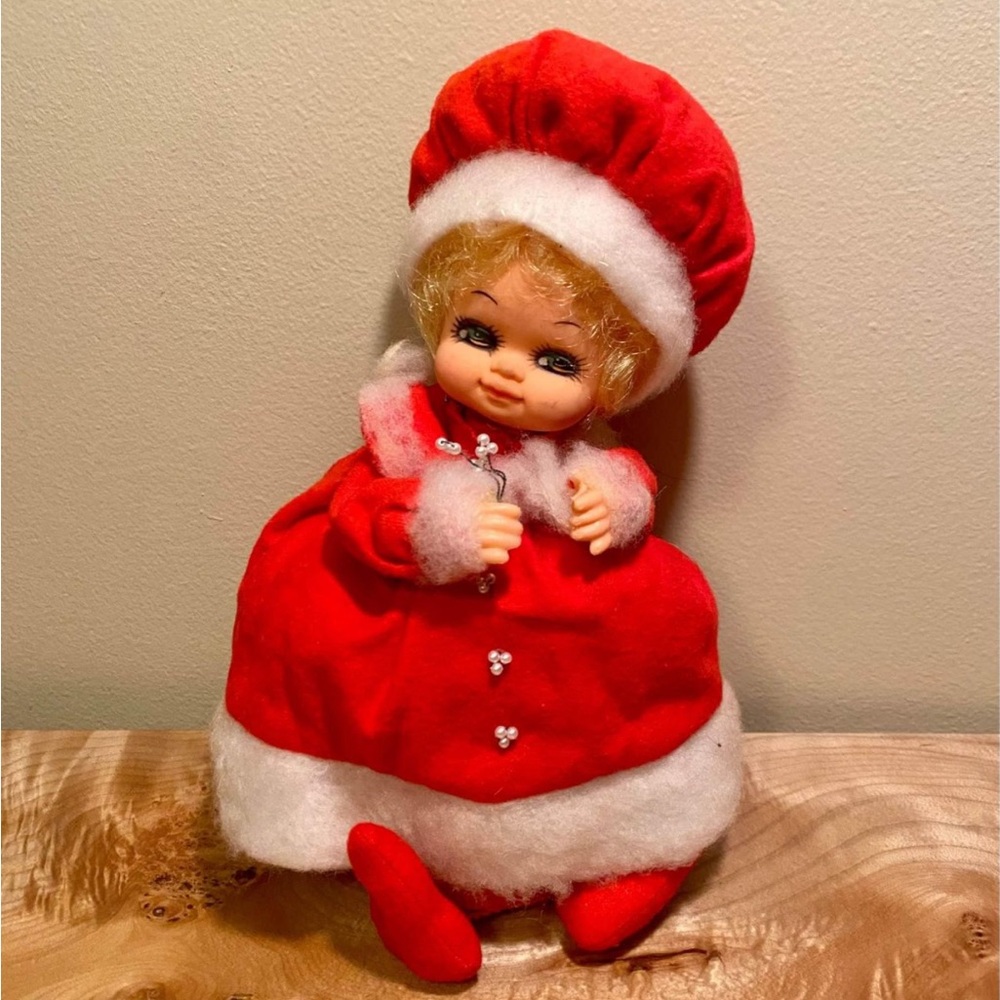 Vintage 60s Christmas Wind up Musical Girl Shelf Sitter.
